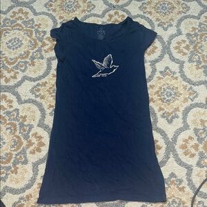 Aerie dark blue t-shirt